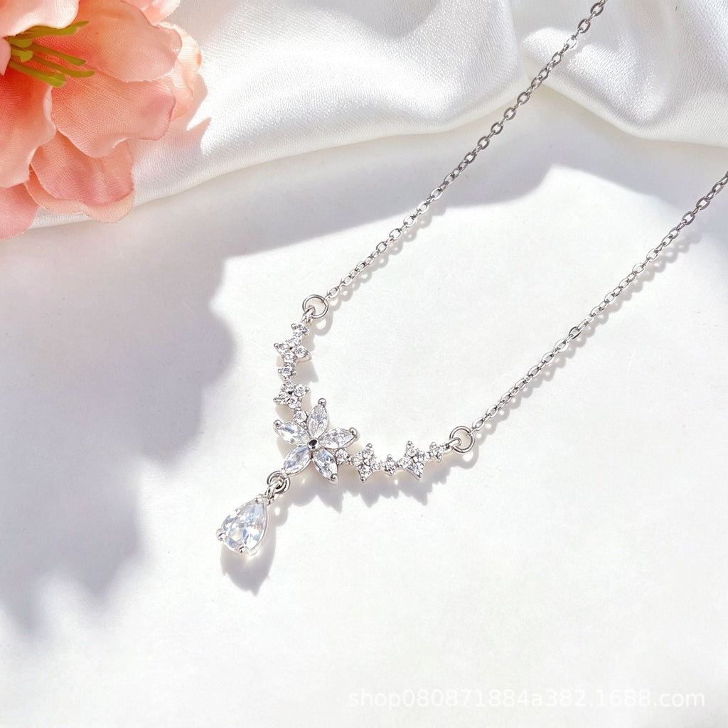 Bridgerton Inspired Floral Necklace